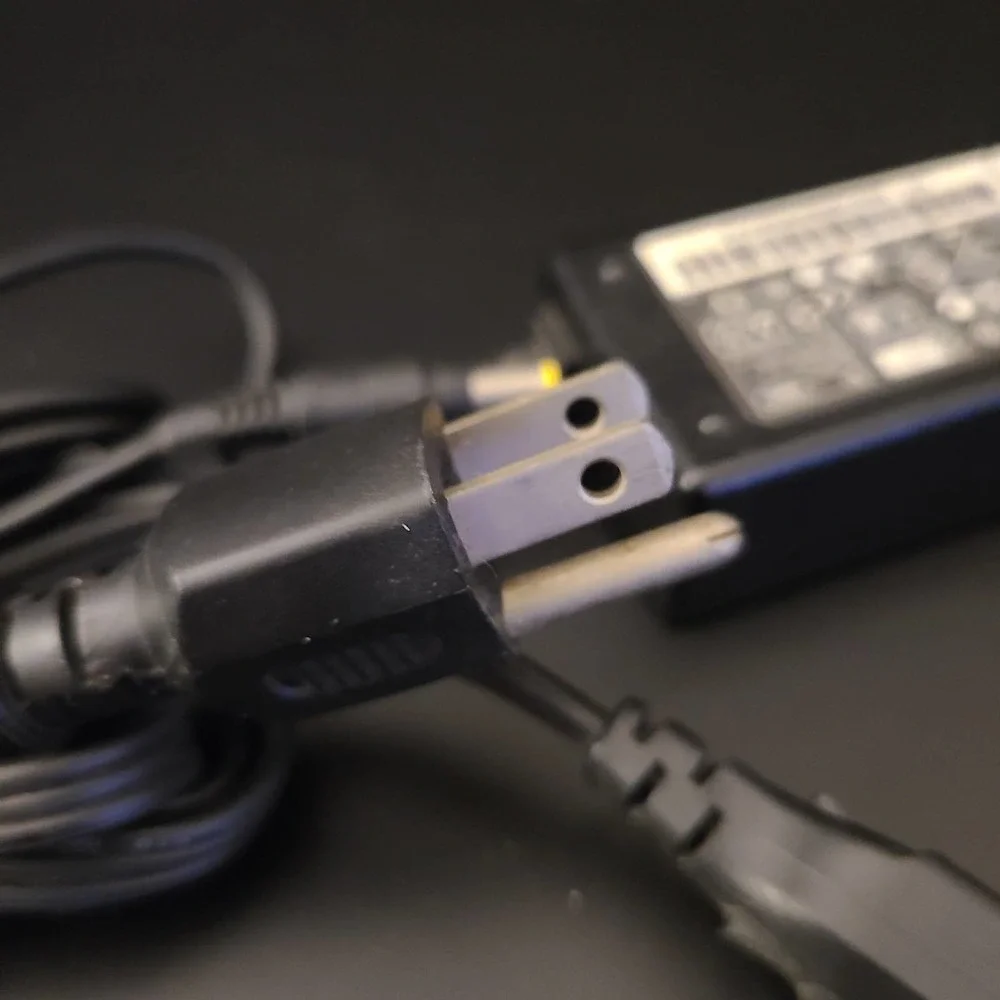 HP 18.5V/3.5A Power Supply Adapter, Model DC359A